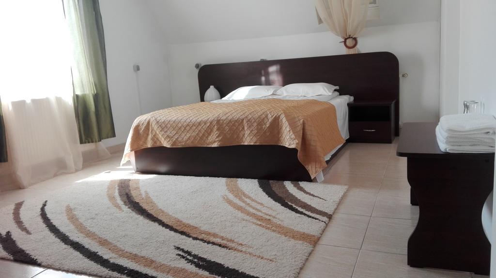 Pensiunea Balan Piatra Neamt Room photo