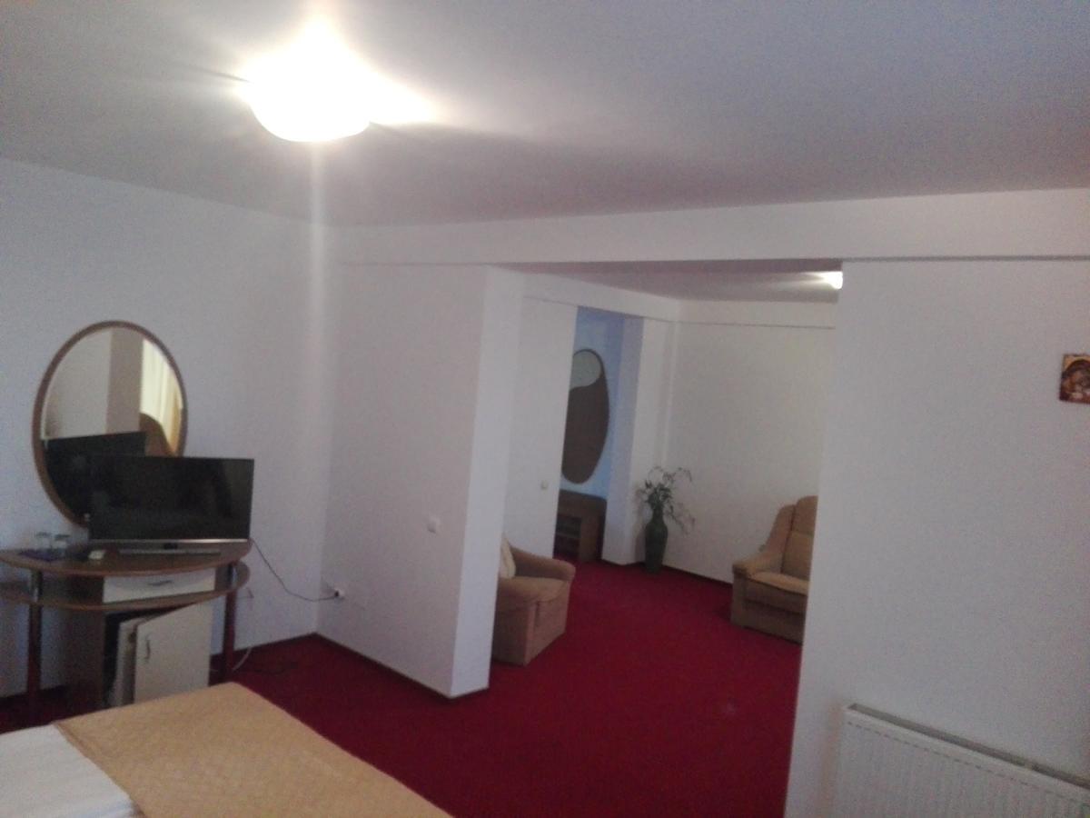 Pensiunea Balan Piatra Neamt Exterior photo